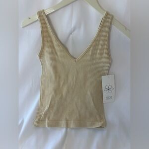 Aura Beige/Tan Ribbed Crop Tank M/L Athletic/Yoga Nwt